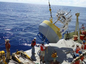 Deployment of a surface flux mooring